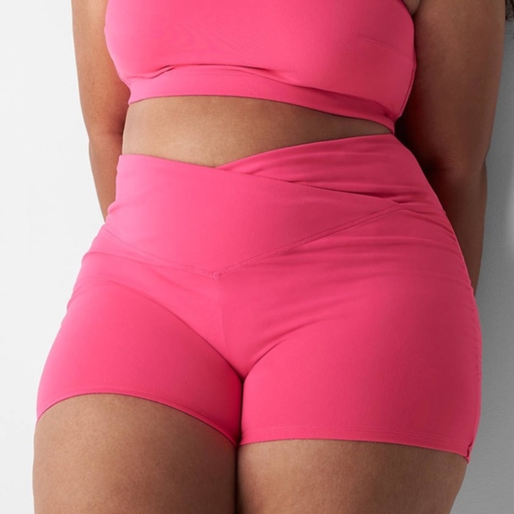 . NWT Size 22/24 cheeky shortie, pink
